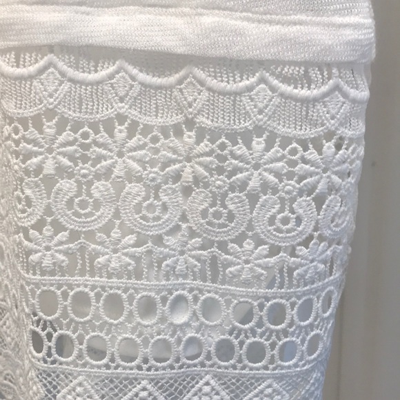 Style & Co. White Top - Picture 5 of 6